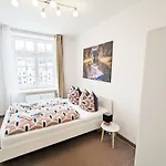 Apartment Urlaubsmagie - Honigfels - Garten, Sauna & Pool Sebnitz