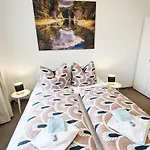 Urlaubsmagie - Honigfels - Garten, Sauna & Pool * Sebnitz