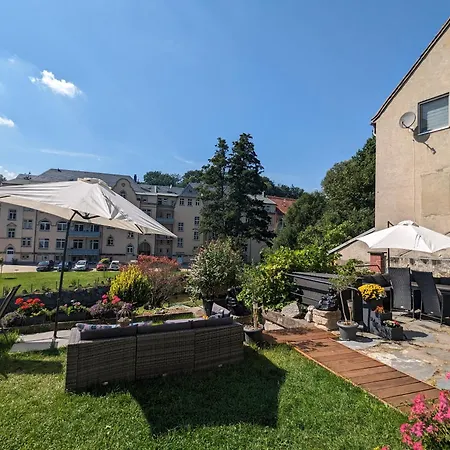 Urlaubsmagie - Honigfels - Garten, Sauna & Pool Sebnitz